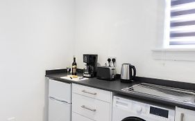 Vion Apartment - Farquhar